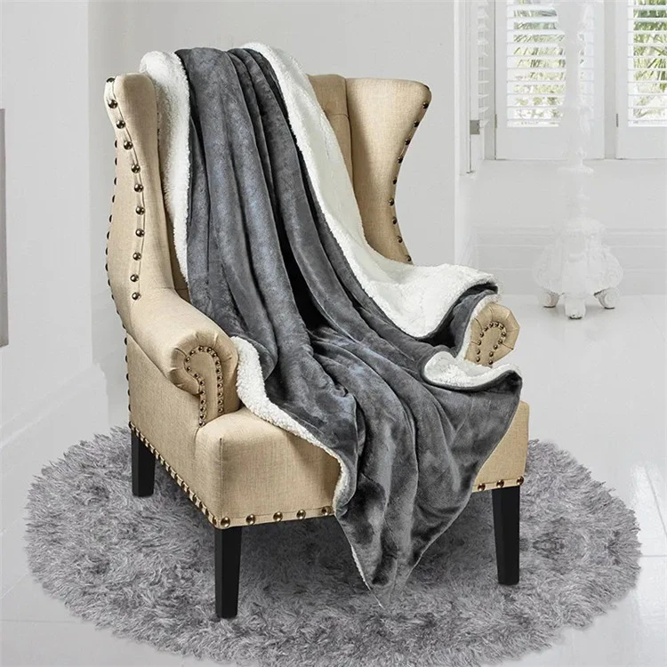 Selimut Hangat Fuzzy Sherpa