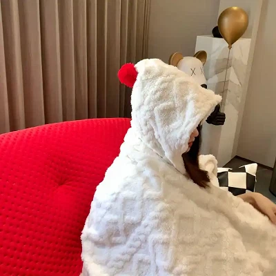 Sherpa Flannel Shoulder Blanket