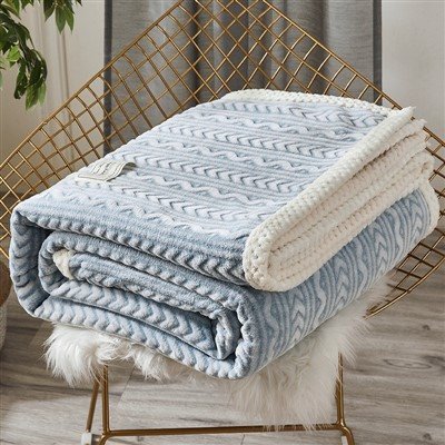 Selimut Coral Dan Biru