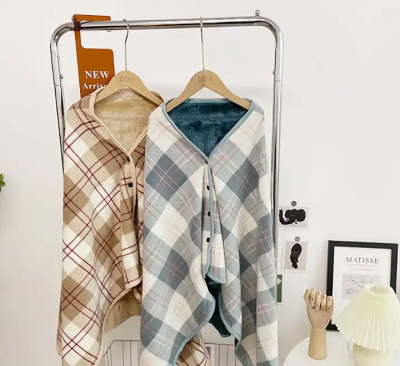 Selimut Bahu Wanita Motif Kotak-kotak