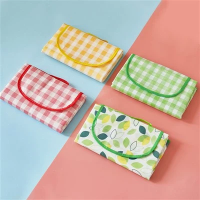 Selimut Piknik Gaya Vintage