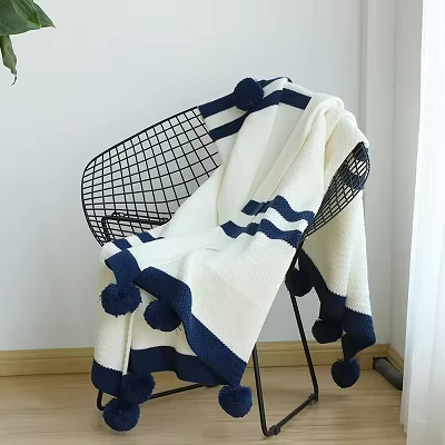 Stripe Ball Rumbai Bola Lucu