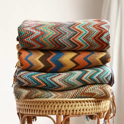 Selimut pola geometris jumbai
